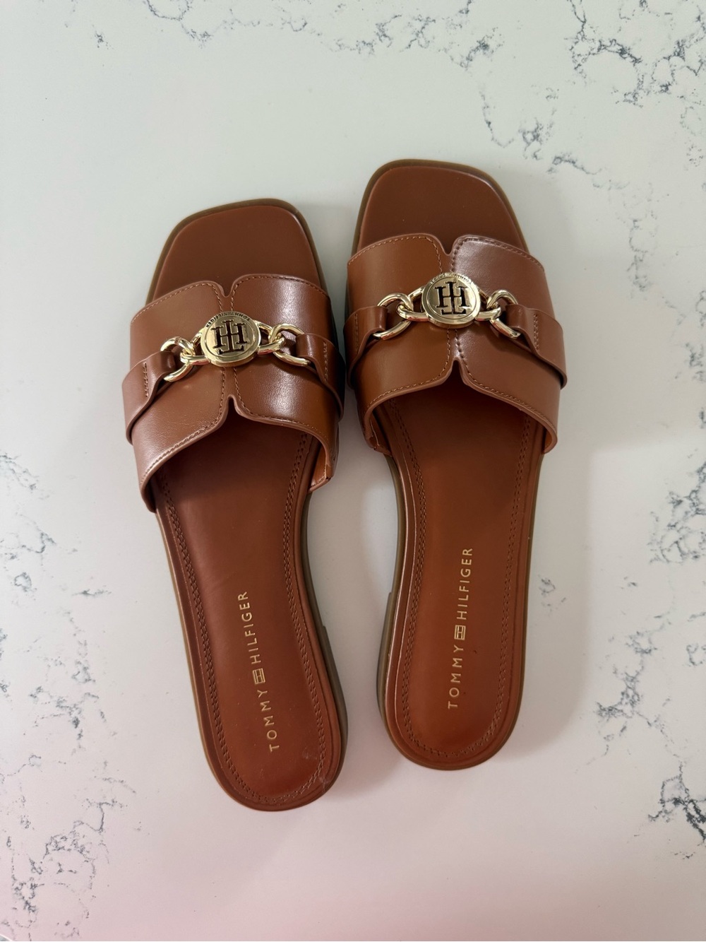 Tommy Hilfiger Tan Leather Chain-Embellished Slide Mule - SIZE 9 NEW